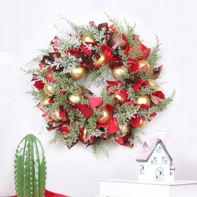 China Environmentally Friendly Wholesale Small Arrival Christmas Garland Christmas Wreath Santa Snowman Xmas Wreath New Decorative for sale