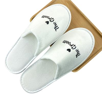 China 2022 Brand New EVA Thickened Sole White Wedding Use Disposable Wedding Favor Slippers for sale