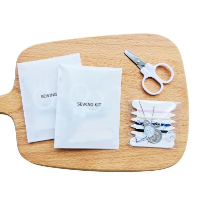 China Wholesale Needle And Thread Costume Hotel Use Contract And Portable Scissors Button Up Small Hotel Sewing Kit for sale