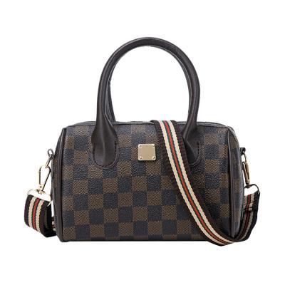 China New Daily Lifestyle Fashion Chessboard Pillow Bag For Women Retro Cross - Body Shoulder Lady Bags Travel Handbags Purses A0043 for sale