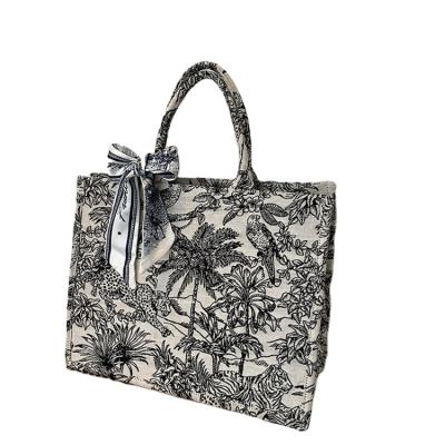 China Fashion Feminine Women Bag Designer Handbag For Women Customer Fashion Large Capacity Jacquard Embroidery Casual Shoulder Tote Bag Y0130 for sale