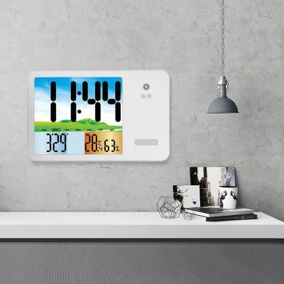 China Class of 2021 Wholesale Home Decor RCC Digital Hourly Chiming Modern Wall Clock For Sale for sale