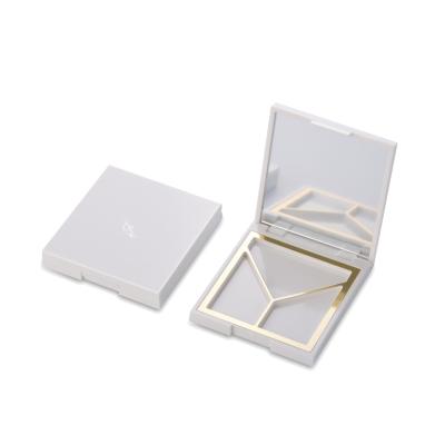 China 3 Color Recyclable Empty Plastic White Square Eyeshadow Case Your Customize Logo for sale