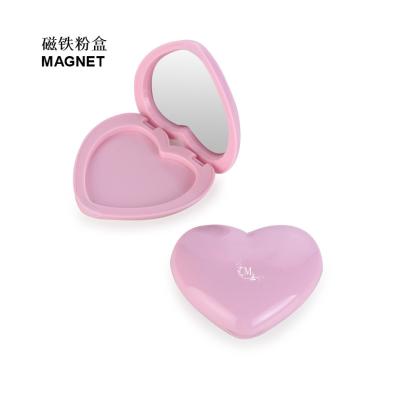 China Plastic Custom Empty Heart Shaped Compact LOVE Color Pressed Powder Magnetic Case Low Min Order for sale