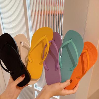 China Wholesale Anti-Slip Lightweight PVC Beach Slippers Ladies Flip Flops for sale