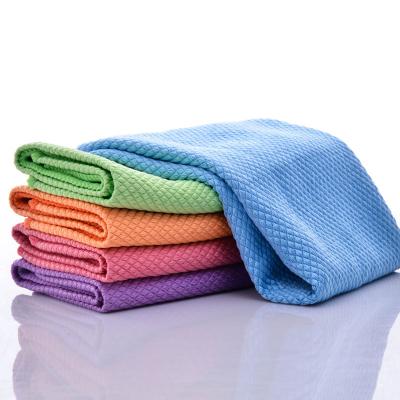 China Disposable Scale Glass Microfiber Fish Towel Stained Glass Microfiber Towel Car Polishing Cleaning Cloth for sale