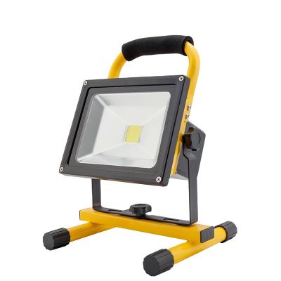 China Theme Park Battery Watt 20W 24V AC 10W 50W 2600K White 20 Watt Rechargeable Led Flood Light for sale