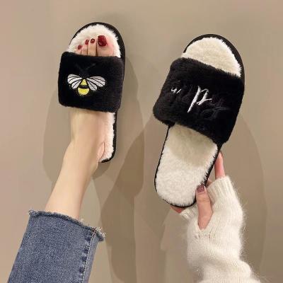 China Cushioning Fashion Ladies Sweater Cotton Slippers Ladies Casual Sports Shoes Spring and Autumn Home Furnishing Plush Slippers for sale