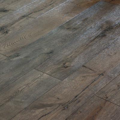 China Modern Different Technique Brush Smoke 3 Layer Oak Wood Flooring for sale