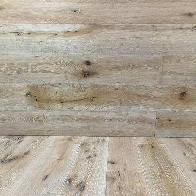 China Retro Best Price Modern Style Natural White Washed 3 Layer Oak Wood Flooring for sale