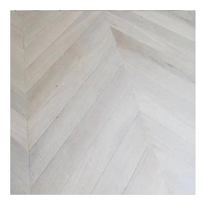 China Modern Hot-selling White Oak 3 / Natural Herringbone Multi Floors Wood Flooring for sale