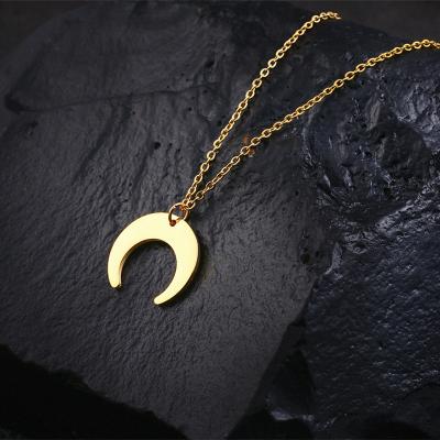 China Environmental Moon Necklace 18k Gold Plated Jewelry Gold Necklace Stainless Steel Necklace For Gift for sale