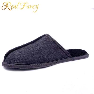 China Custom Anti-Slippery TPR Flat Sole Felt Upper Casual Winter Men Indoor Home Slippers for sale