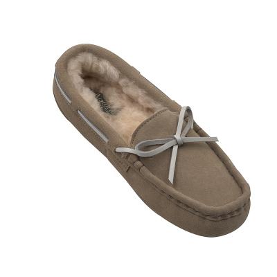 China Custom Anti-odor Fashion Sheepskin Moccasins Slippers Women Wool Shearling Loafers Loafers for sale