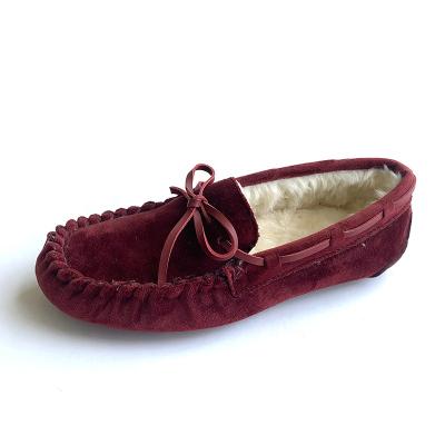 China Comfortable And Warm Fashion Faux Fur Lining Velvet Loafers Casual Loafers For Women for sale