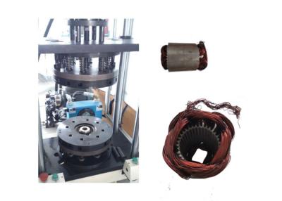 China Bobina automática do controle do PLC que forma a máquina para o estator que enrola a formação final à venda