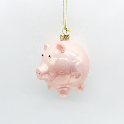 China 2021 Wholesale Fashion Christmas Outdoor Decoration Pig Christmas Tree Animals Glass Hanging Ornaments for sale