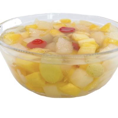 China Good in box selling all OEM 820g natural preserves fruit salad with five fresh fruits with pineapple for sale