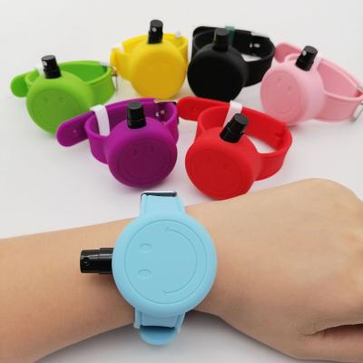 China Eco Friendly Adjustable Wristband Dispenser Portable Hand Sanitizer Dispenser for sale