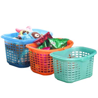 China China Manufacturer Wholesale White Plastic Shopping Picnic Kitchenware Baskets Viable Fruit Basket With Holes for sale