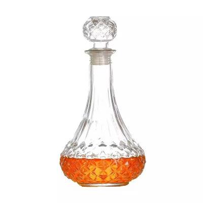 China Wholesale YIDING Bar BPA Eco Bar Whiskey Red Wine Decanter Hot CLASSIC Free Glass Globe Whiskey Decanter Bottle Wholesale Barware Sets for sale