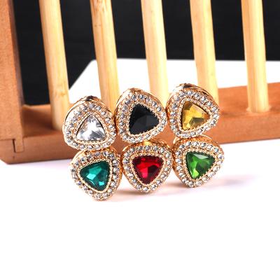 China Lead and Nickel Free Colorful Magnetic Crystal Rhinestone Muslim Scarf Hijab Brooch Triangle Shape Crystal Magnet Brooch for sale