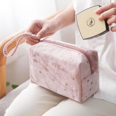 China NATIONAL Customized Personalized Beauty Toiletry Bag Logo Customize Embroidered Luxury Velvet Make Up Cosmetic Bag for sale