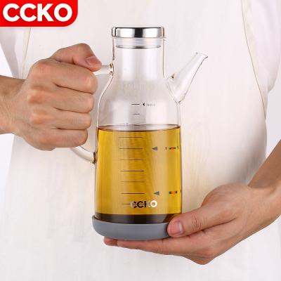 China Sauce Olive Oil Dispenser For Kitchen Freshness Preservation Maker High Quality Cooking Oil Dispenser Dressing Dispenser Glass for sale