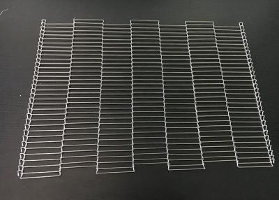 China Dauerhaftes Flachdraht-Maschen-Förderband, Nahrungsmittellieferung und Trockner auf Lager zu verkaufen