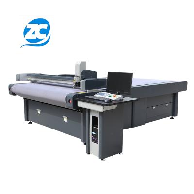 China Blind Knife Cutting Machine ZC-2516 CNC Textile Roller Fabric Cloth Cutting Machines with Mitsubishi Motor for sale