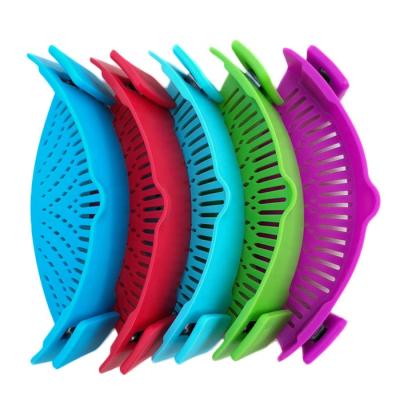 China Sustainable Whole Sale Silicone Kitchen Strainer For Fruits And Vegetables for sale