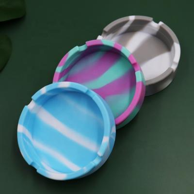 China Custom Logo Portable Heat Resistance Silicone Ashtray for sale