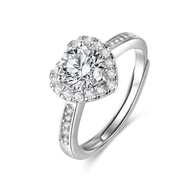 China CLASSIC GRA Certified Moissanite Lab Created Diamond Ring Round Heart Moissanite Rings for sale