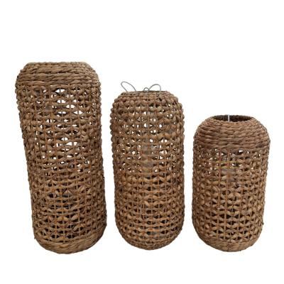 China Antique Natural Material Water Hyacinth Vintage Large Ceiling Wicker Lamp With Electric Cable for sale