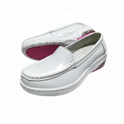 China For hospital and beauty salon best wholesale casual white leather non-slip women work shoes nurse shoes for sale