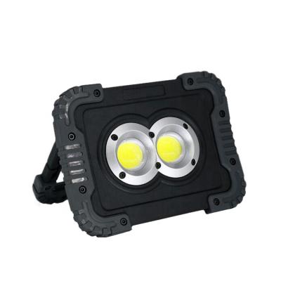 China IP65 Wireless Battery Operated Spotlight Outdoor Waterproof Flood Lights 4*AA LED Work Light Waterproof Rating For Camping for sale