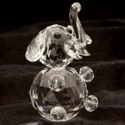 China Beautiful Gift Crystal Craft Crystal Elephant for sale