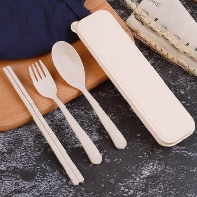 China Disposable Factory Food Grade Spoon/Knife/Fork/Spork/Wholesale Biodegradable Plastic Cutlery Napkin Set for sale