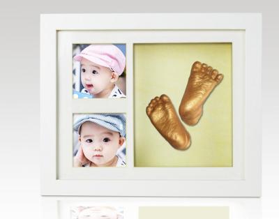 China New Arrival Europe\North America Hot Air CLAY Baby Child Photo Frame Dry Foot and Hand Mount Kit for sale