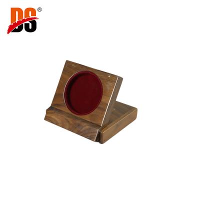 China Handmade Custom Wholesale Coin Gift Keepsake Display Box Medal Walnut Wood Packaging Box for sale