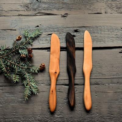 China Sustainable wooden butter knife spreader single cutting edge for cutting cheese handcrafted knife handmade cutlery for sale