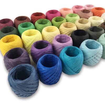 China Eco-friendly And Eco Friendly 20g Raffia Yarn Suitable Waving Colorful Paper For Hat for sale