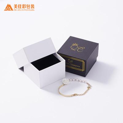 China Jewelry ; Collars; wristbands; earings ; rings packaging bracelet box for sale