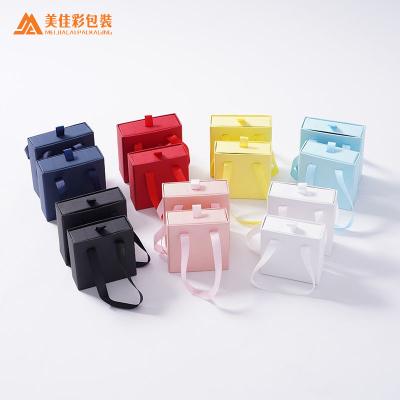 China Jewelry ; Collars; wristbands; earings ; Custom Logo Rings Jewelry Gift Jewelry Paper Package Box With Ribbon Handle for sale