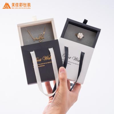 China Jewelry ; Collars; wristbands; earings ; rings customized logo jewely set drawer ring paper jewery packaging box for sale