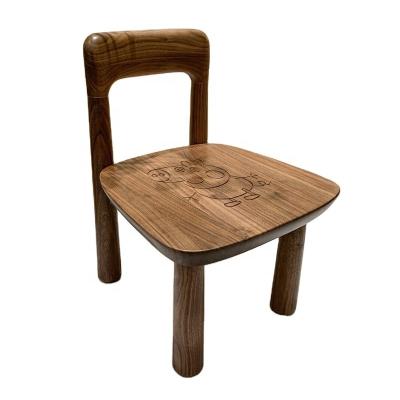 China Piggy Black Walnut Pattern Design Modeling North American Black Walnut Wood Can Be Customized Small Low Stool Child Piggy Solid Wood Seat for sale