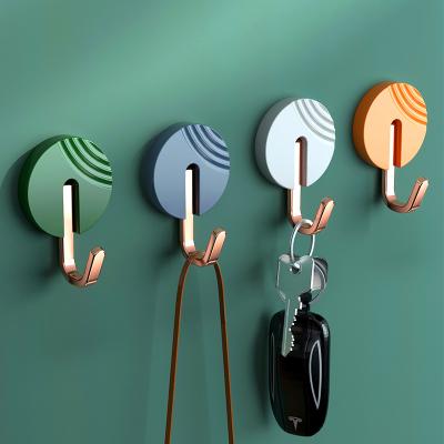 China Simple  Mordern Clothes sticky hook  Hot selling magic  strong plastic  wardrobe clothes hook for sale