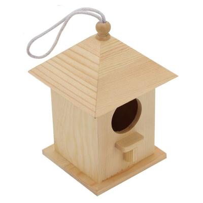 China Breathable Nest Hanging Bird House Indoor And Outdoor Natural Color Feeders Wooden Craft for sale