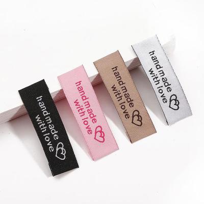 China Sustainable Brand Custom End Folded Satin Woven Label Custom Printing Satin Labels For Apparel en venta