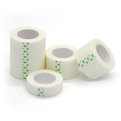 China Excellent Adhesive Property And Great Adaptation Free Product Leaking Non Woven Fabric Medical Tape Surgical Tape With Acrylic Glue for sale